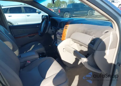 2010 Toyota Sienna Xle from USA, damaged, VIN 5TDYK4CC3AS314458